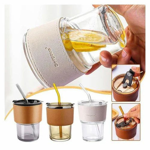 Glass tumbler with straw